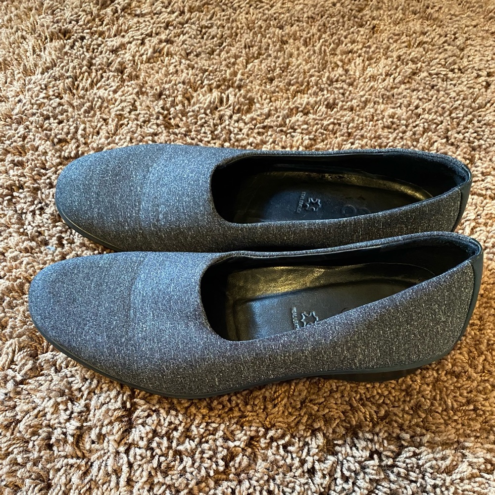 Ecco Women’s Felicia Stretch Slip On Wedge in Gray